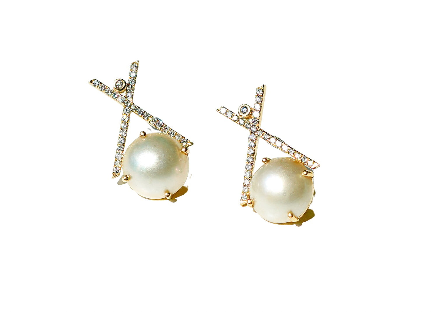 The Pearl X Stud