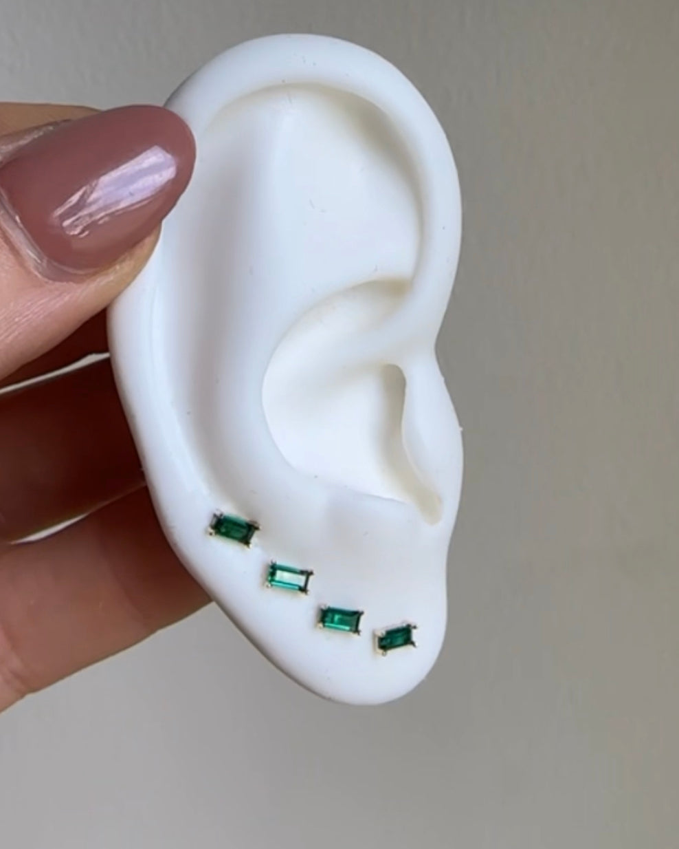 Baby Emerald Baguette Studs