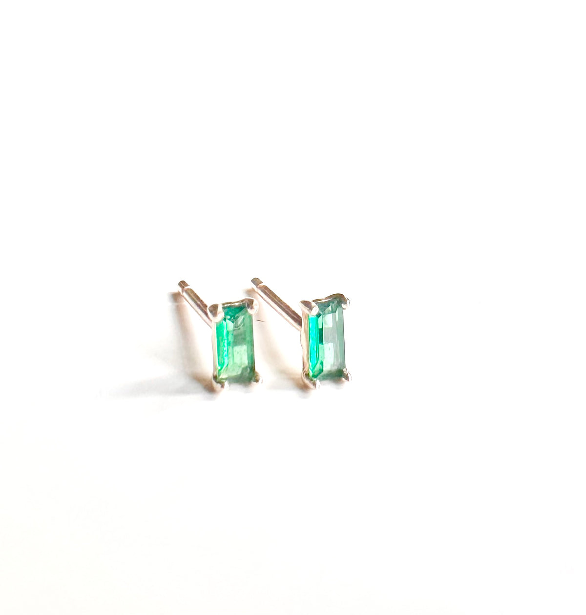 Baby Emerald Baguette Studs